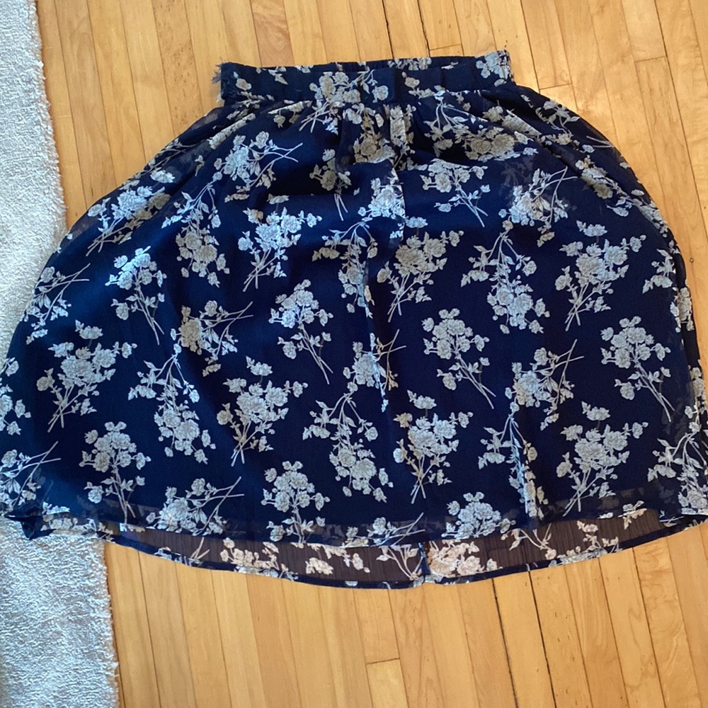 Mikarose skirt navy with silver flowers S